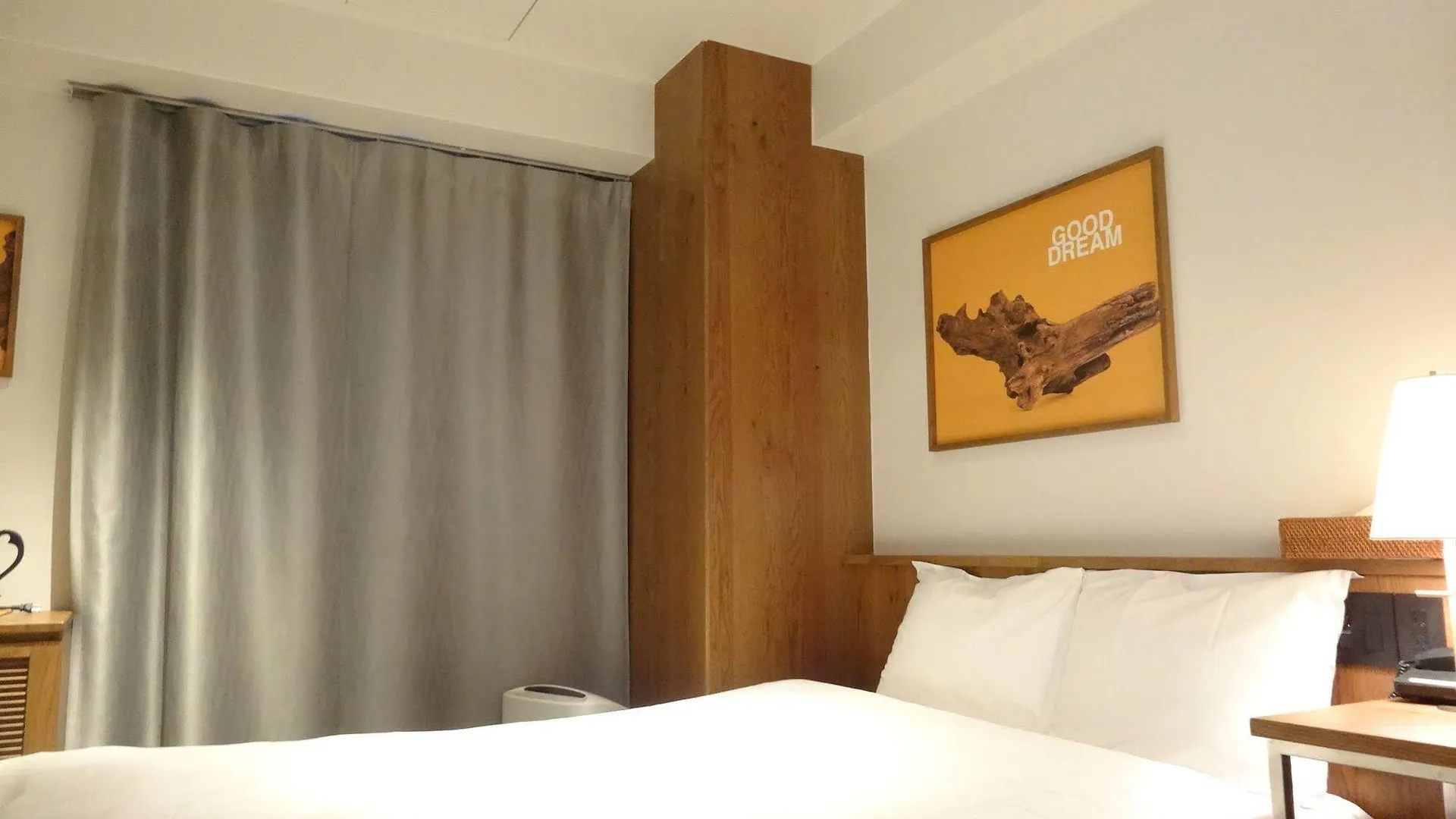 The Wall Hotel Osaka